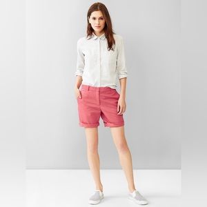 khakis by gap boyfriend roll up